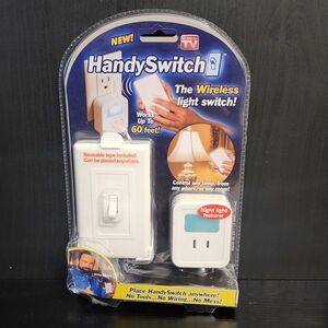 HandySwitch Wireless Light Switch